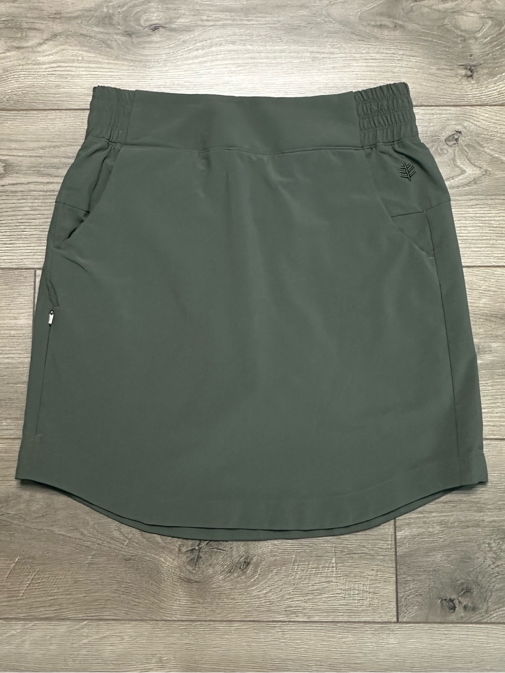 Coolibar Pisa High Rise Travel Casual Skirt Skort Pockets Olive Green Size Small